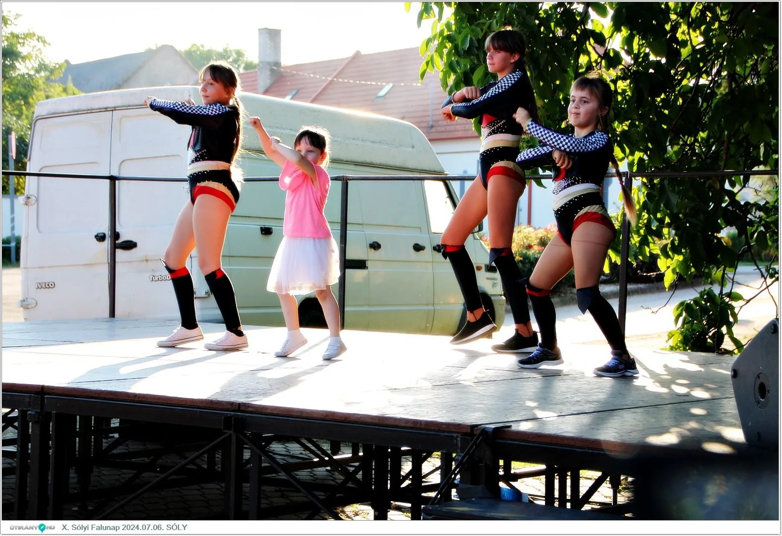 Fotók, Útirány.hu 2024