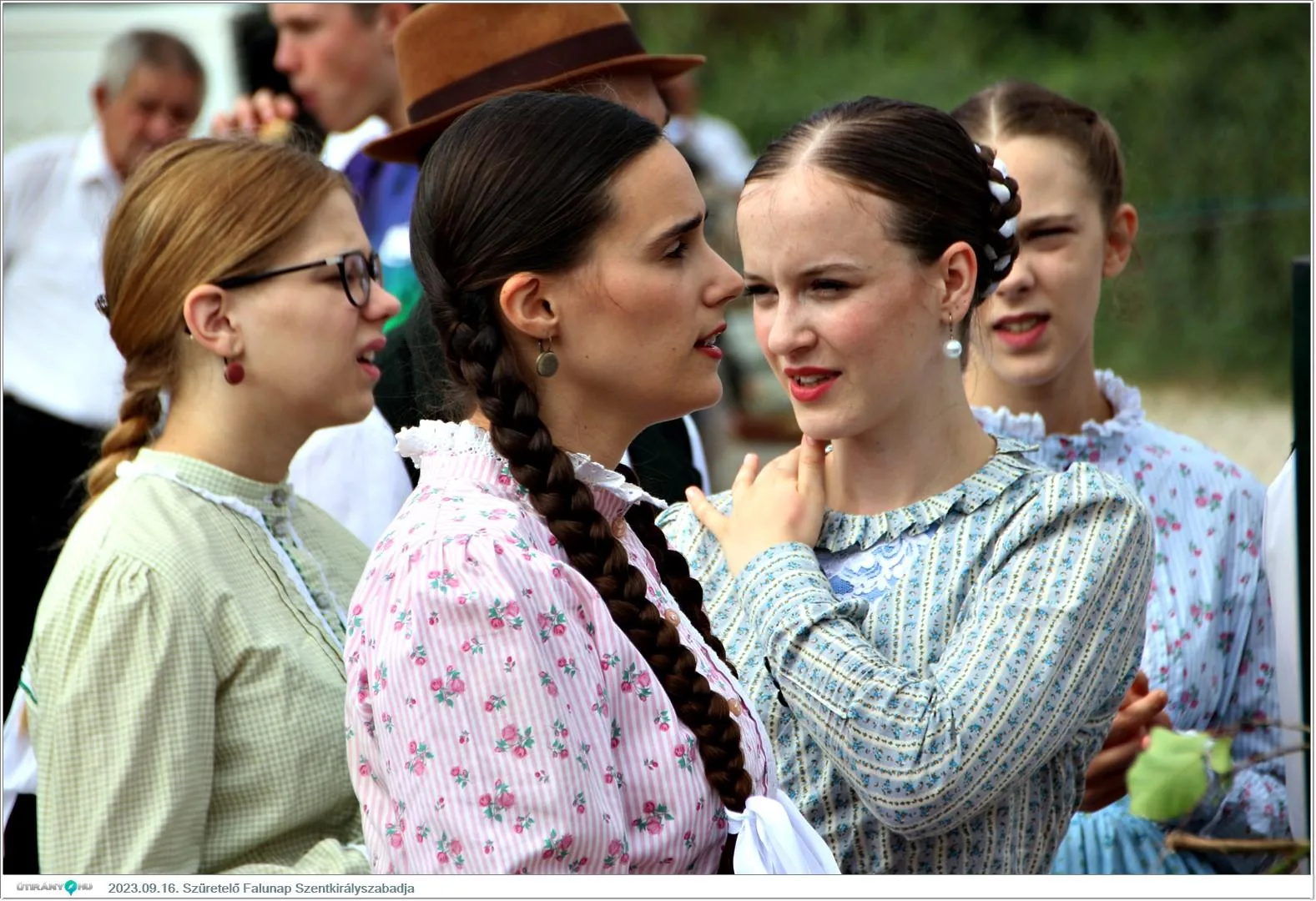 Fotók, Útirány.hu