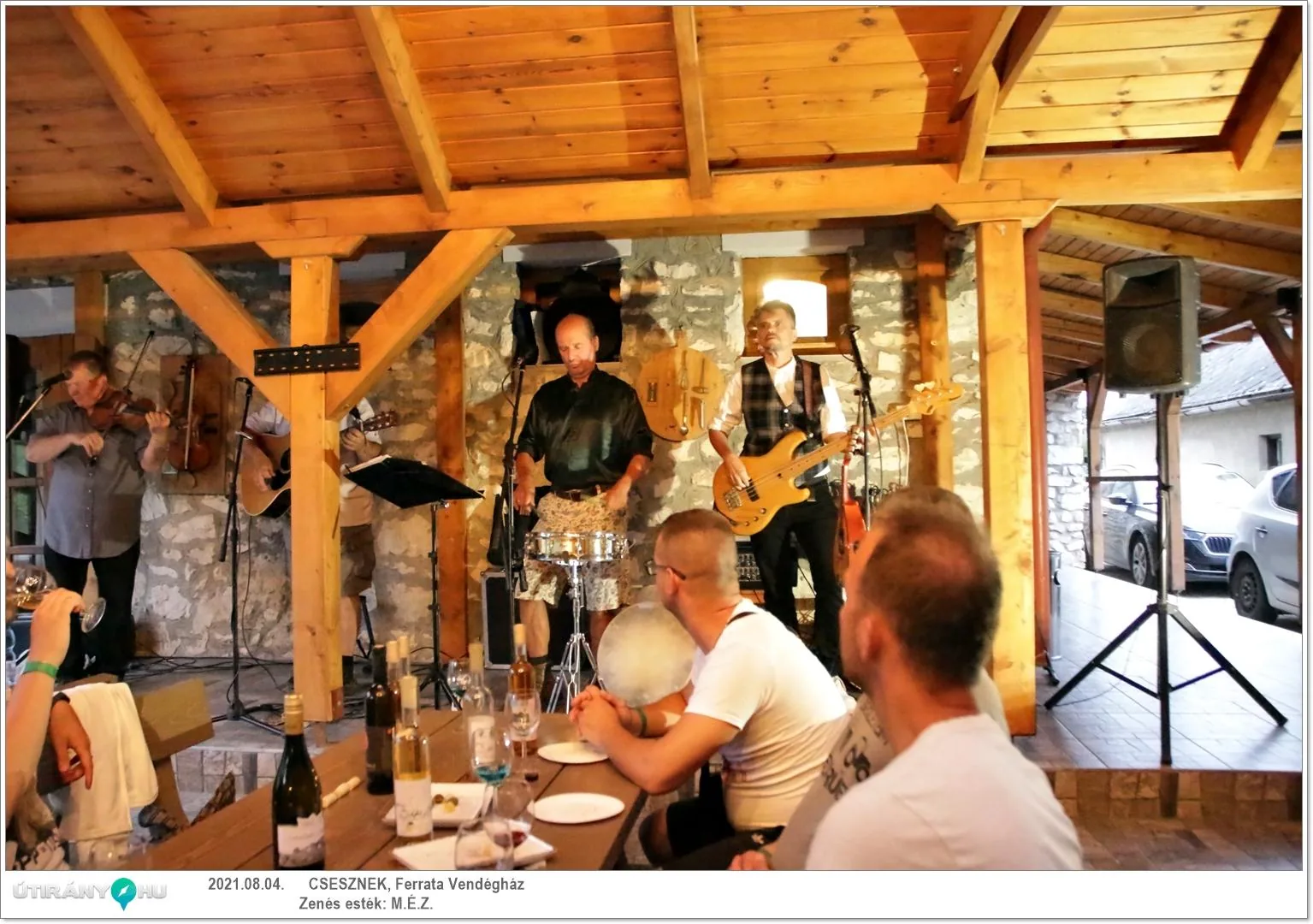 M.É.Z. zenekar és Sápi borkostoló estje