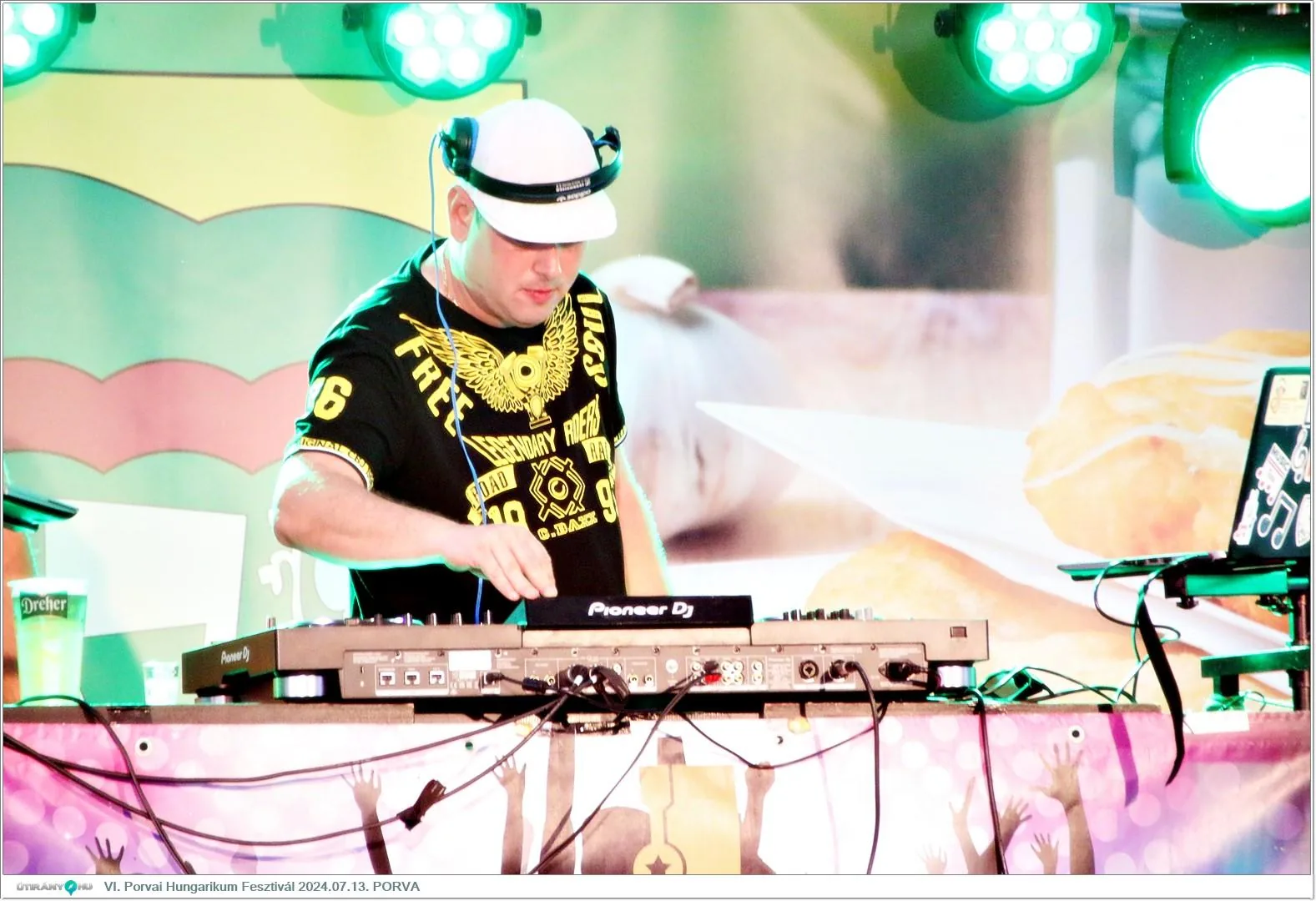 Fotók, Útirány.hu