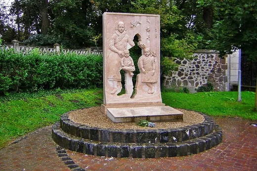 'Hősök napja' cikk borítóképe