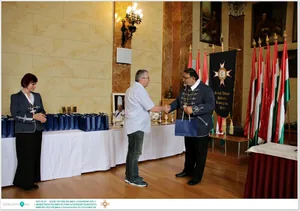 Díjkiosztó, szentelés, avatás, felvonulás