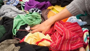 Ruhaosztás borítóképe