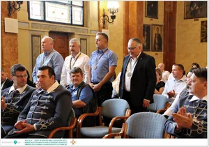 Díjkiosztó, szentelés, avatás, felvonulás