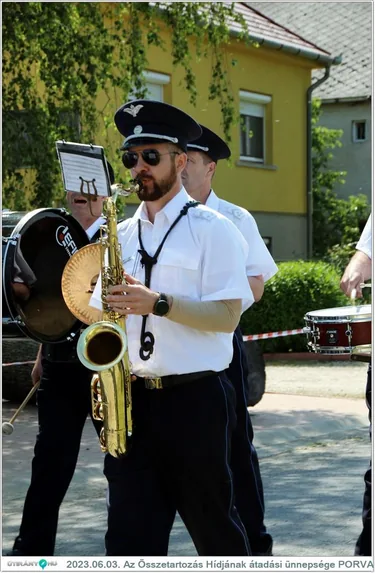  Az Összetartozás Hídjának átadási ünnepsége