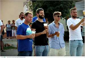 Fotók, Útirány.hu /délután, este /: