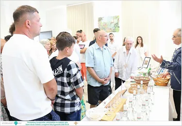 Ünnepélyes lovagavatás, pálinkaáldás és díjátadó gála