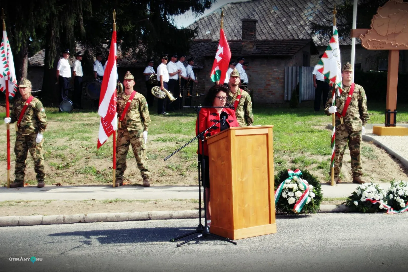 I és II Világháborús Emlékmű átadás. Fotók: Útirány.hu