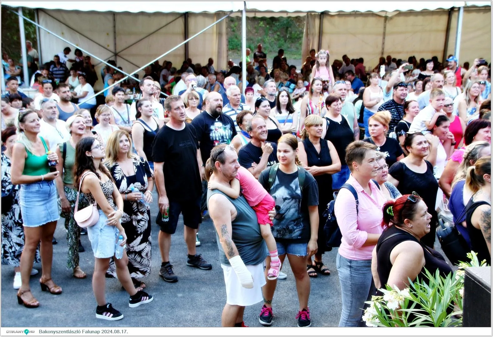 Fotók, Útirány.hu