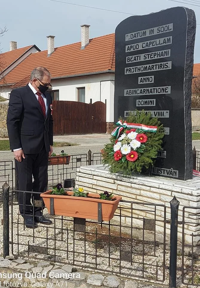 Képek a megemlékezésről 