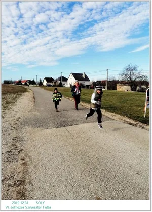 VI. Szilveszteri jelmezes futás. Fotók: Önkormányzat