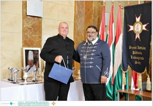 Díjkiosztó, szentelés, avatás, felvonulás