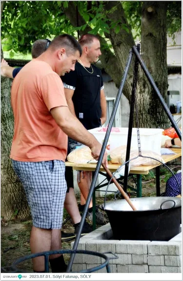 Fotók, Útirány.hu: