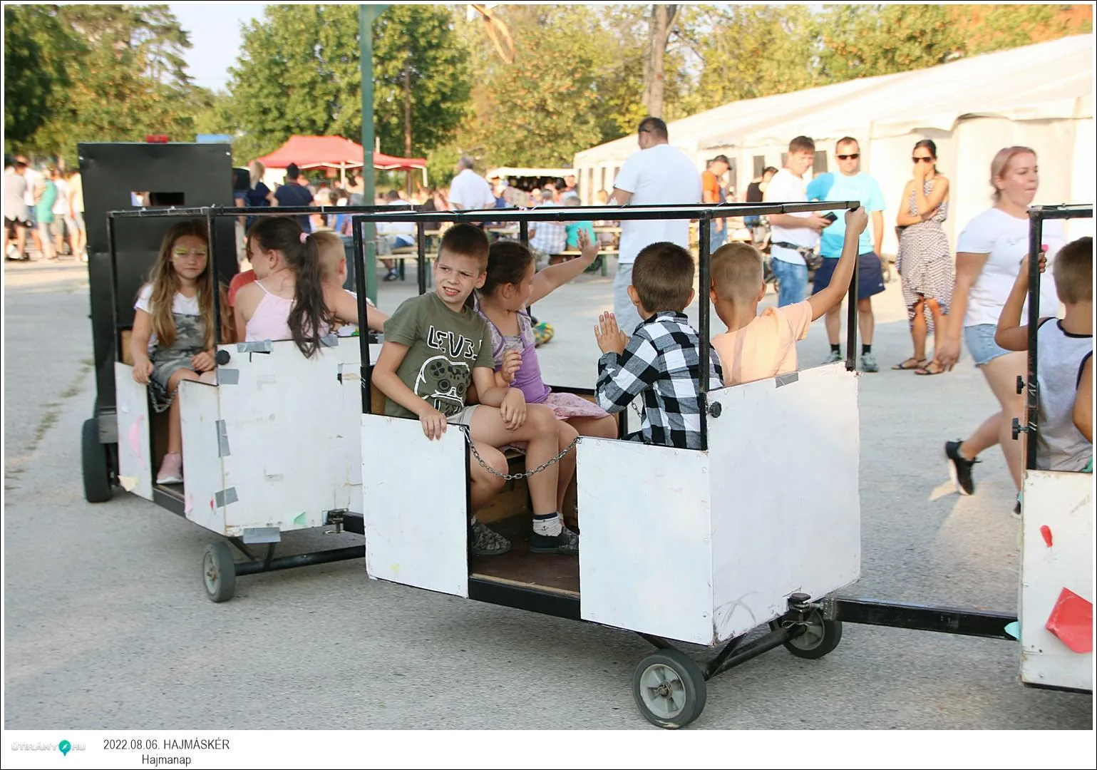 Fotók, Útirány.hu