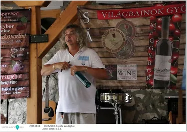 M.É.Z. zenekar és Sápi borkostoló estje