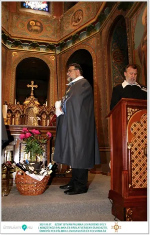 Díjkiosztó, szentelés, avatás, felvonulás