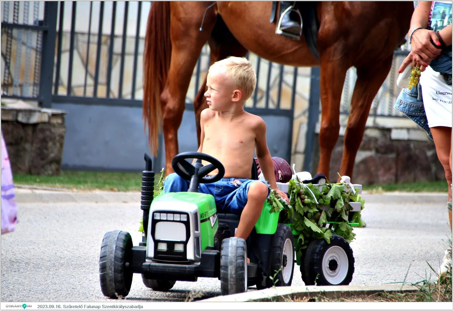 Fotók, Útirány.hu