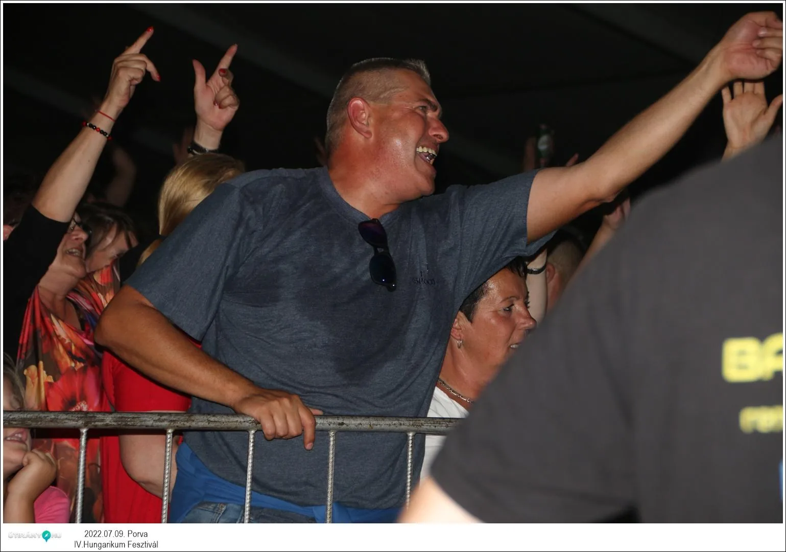 Fotók, Útirány.hu: