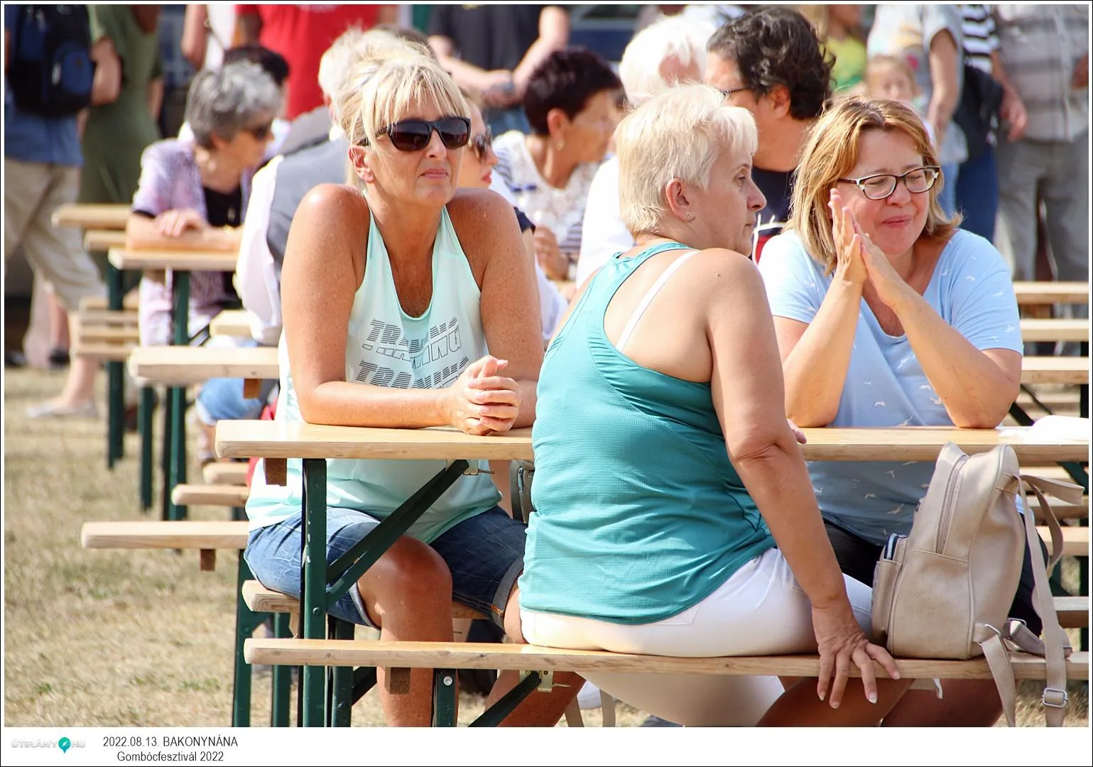 Fotók, Útirány.hu: