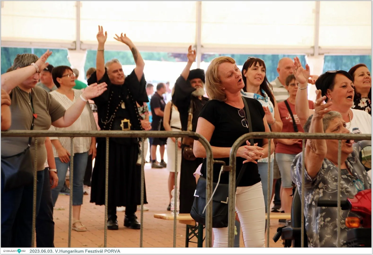 Fotók, Útirány.hu