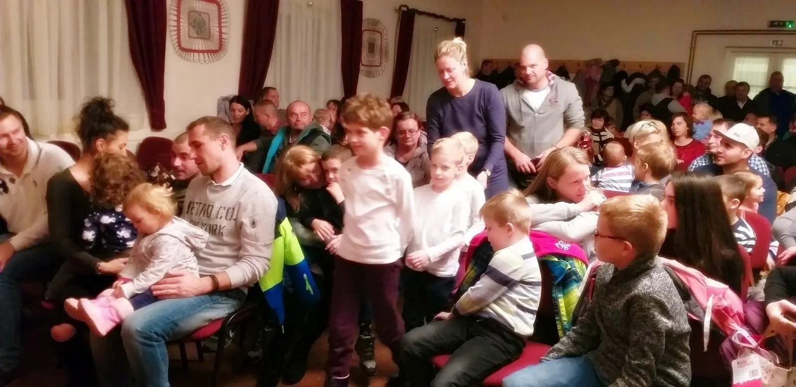 Mikulásváró Ünnepély képek