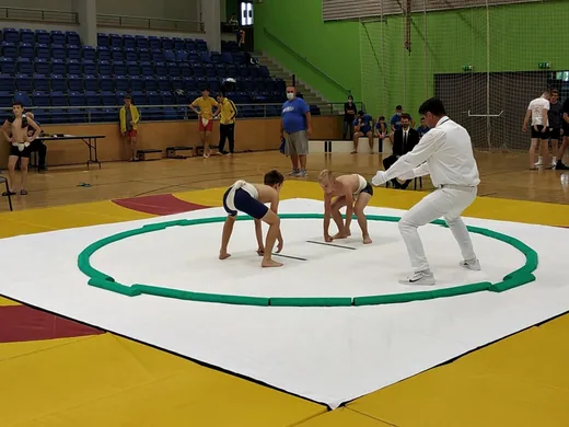 'Felkészülési verseny' cikk borítóképe