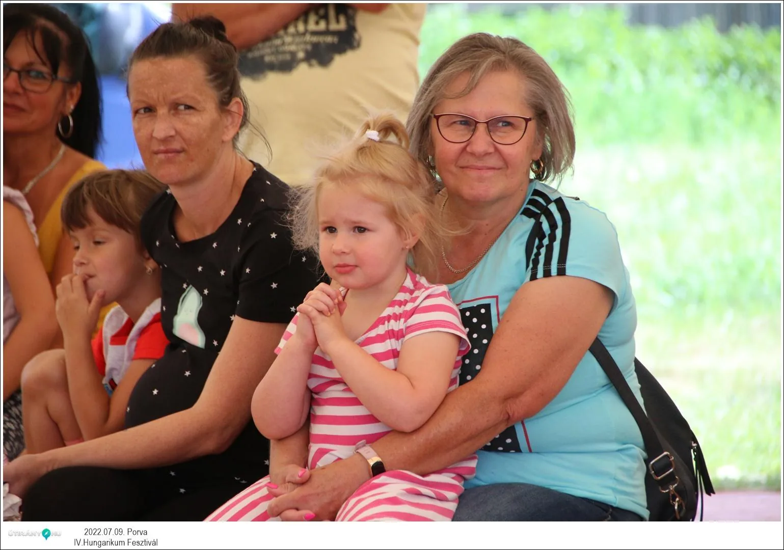 Fotók, Útirány.hu: