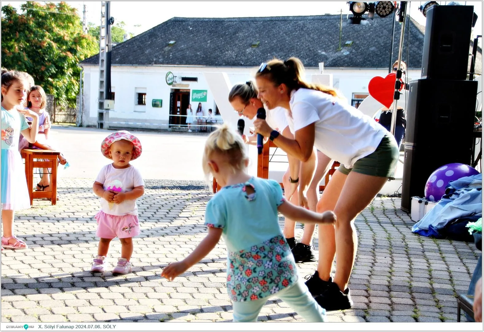 Fotók, Útirány.hu 2024