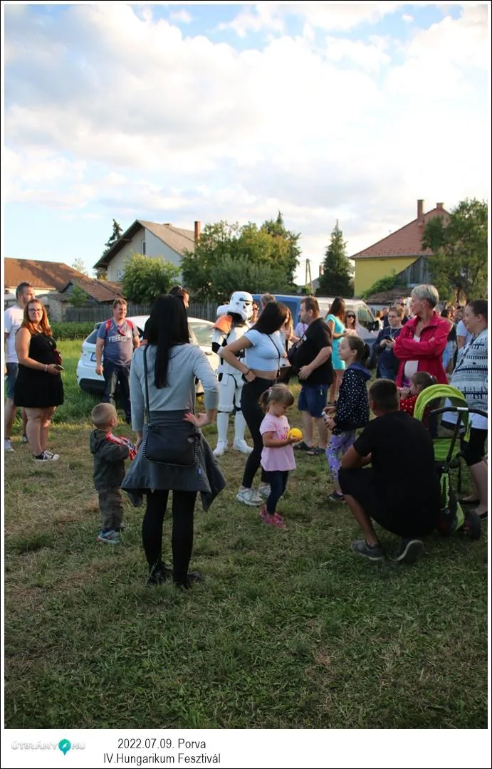 Fotók, Útirány.hu: