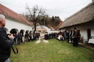 Bakonyi Indiánjáték kiállítás megnyitó. / Fotók: Útirány.hu