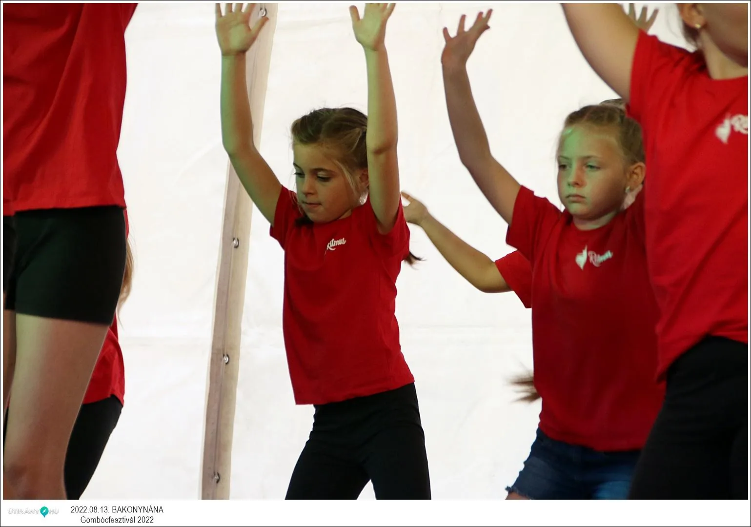 Fotók, Útirány.hu: