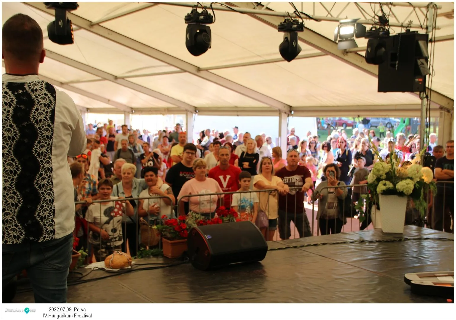 Fotók, Útirány.hu: