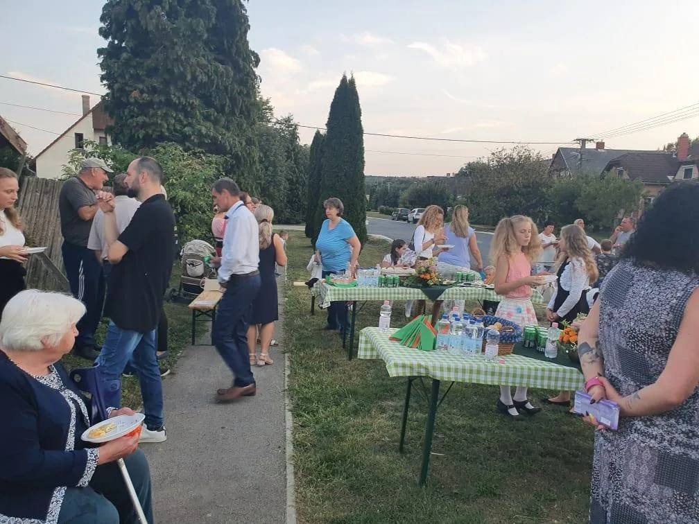 Fotók, Önkormányzat