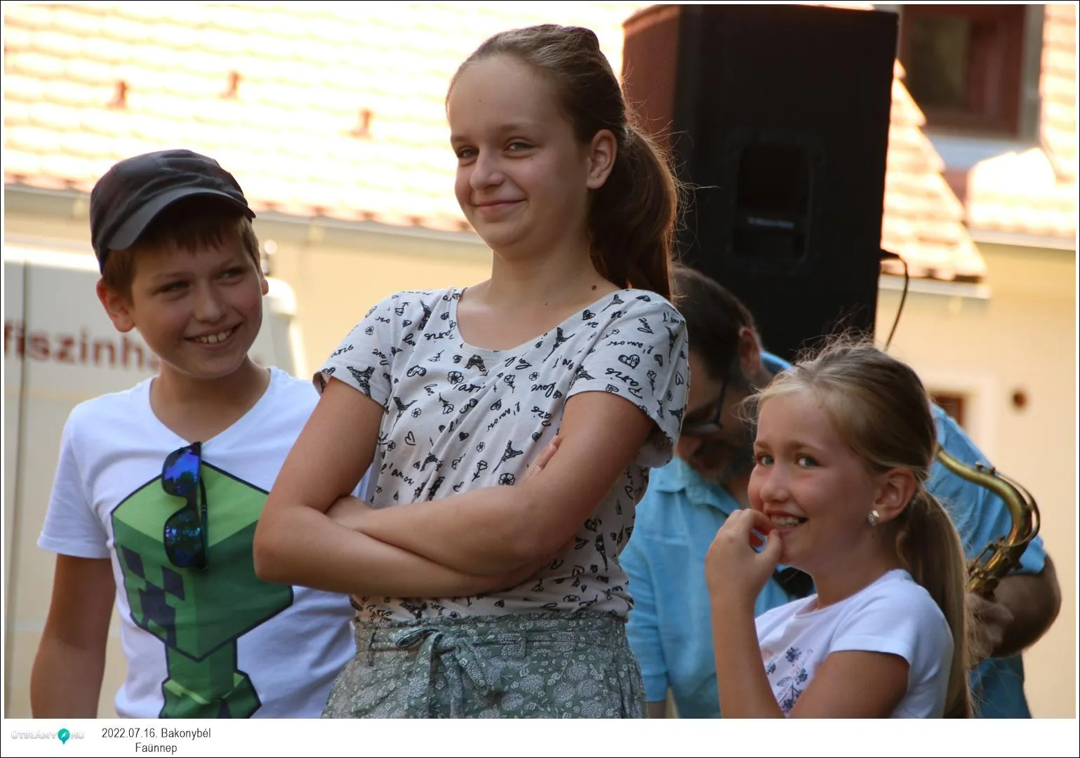 Fotók, Útirány.hu: