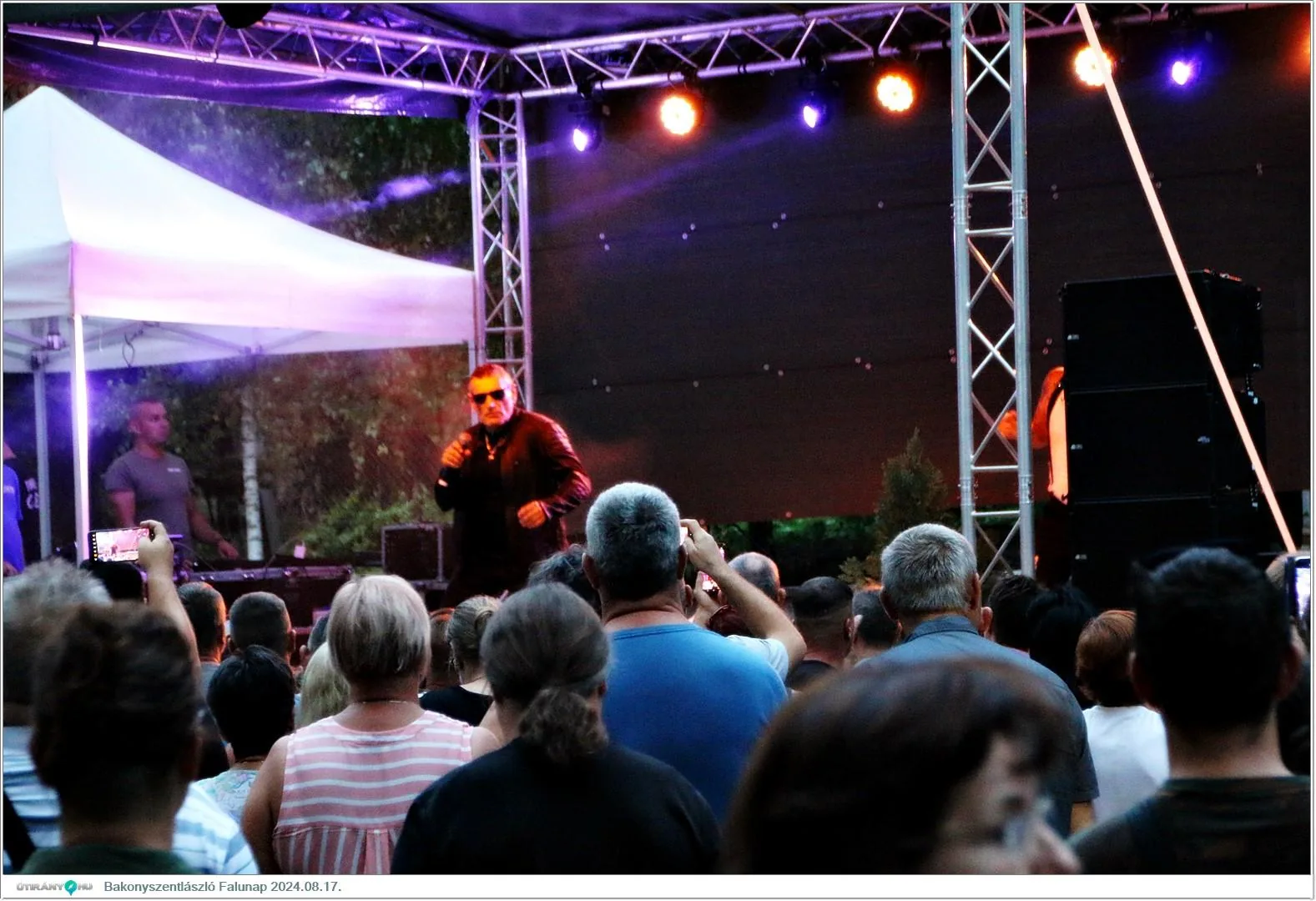 Fotók, Útirány.hu