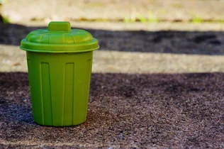 Hulladékszállítás naptár 2017 borítóképe