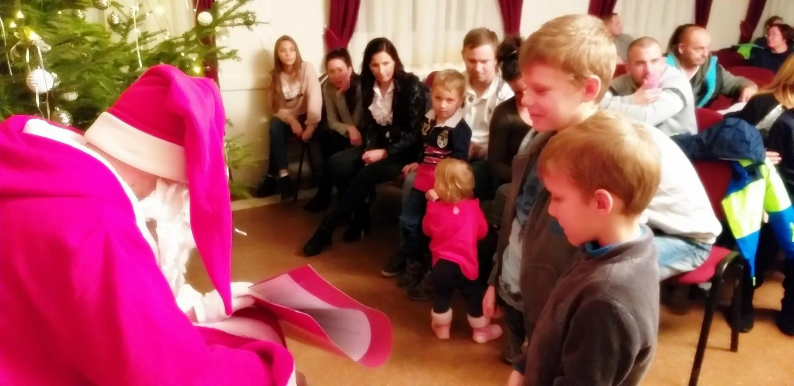 Mikulásváró Ünnepély képek