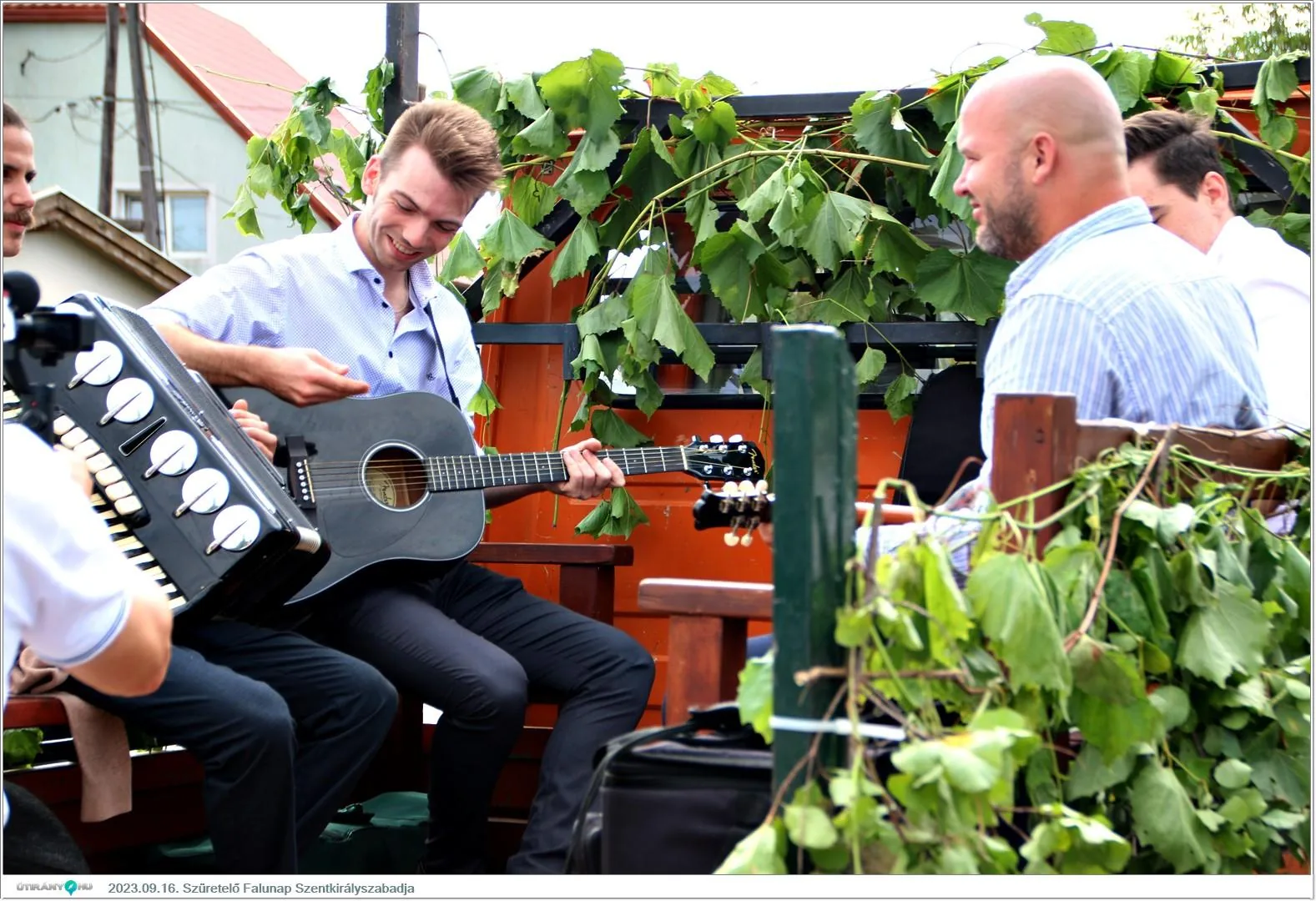 Fotók, Útirány.hu