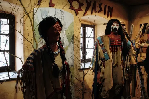 'Kiállítás Megnyitó: "Mindenem a rokonom"' cikk borítóképe