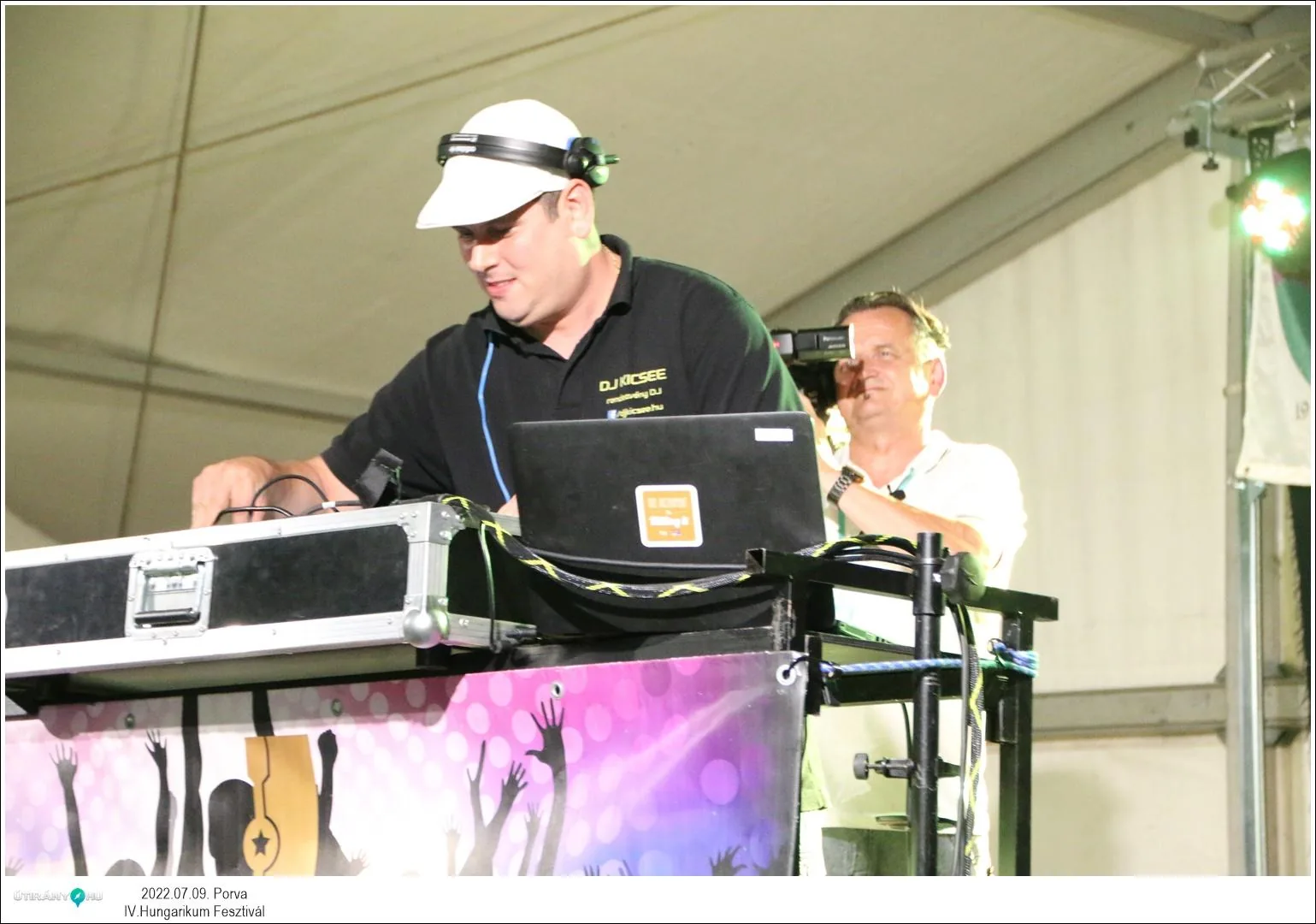 Fotók, Útirány.hu: