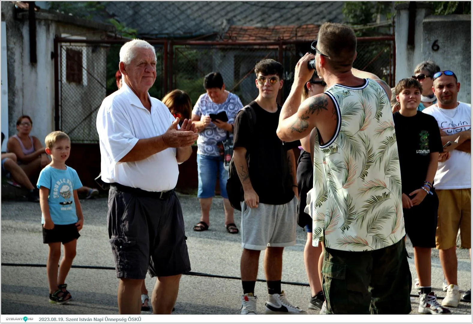 Fotók, Útirány.hu /délután, este /: