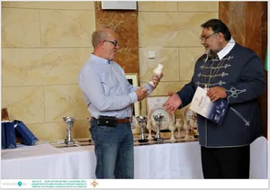 Díjkiosztó, szentelés, avatás, felvonulás