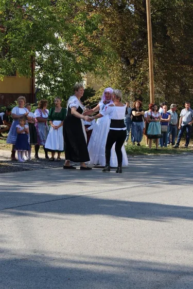 Szüreti felvonulás és utcabál