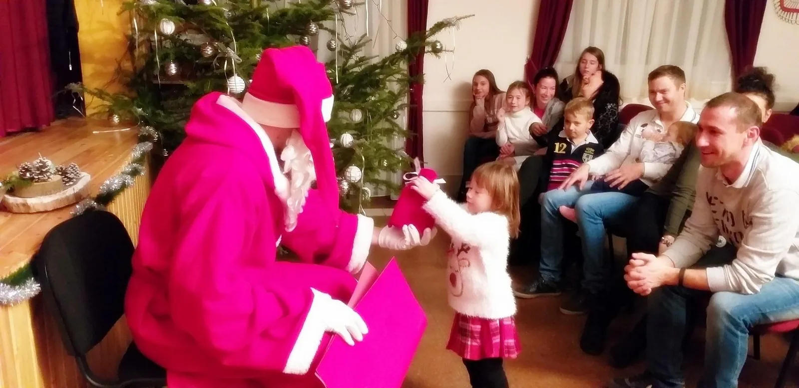 Mikulásváró Ünnepély képek