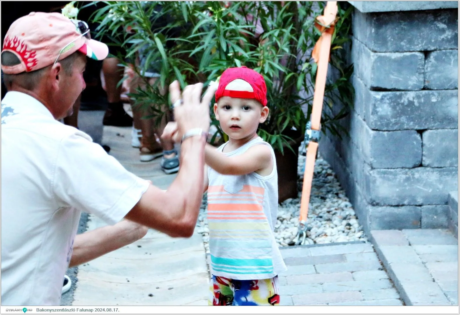 Fotók, Útirány.hu