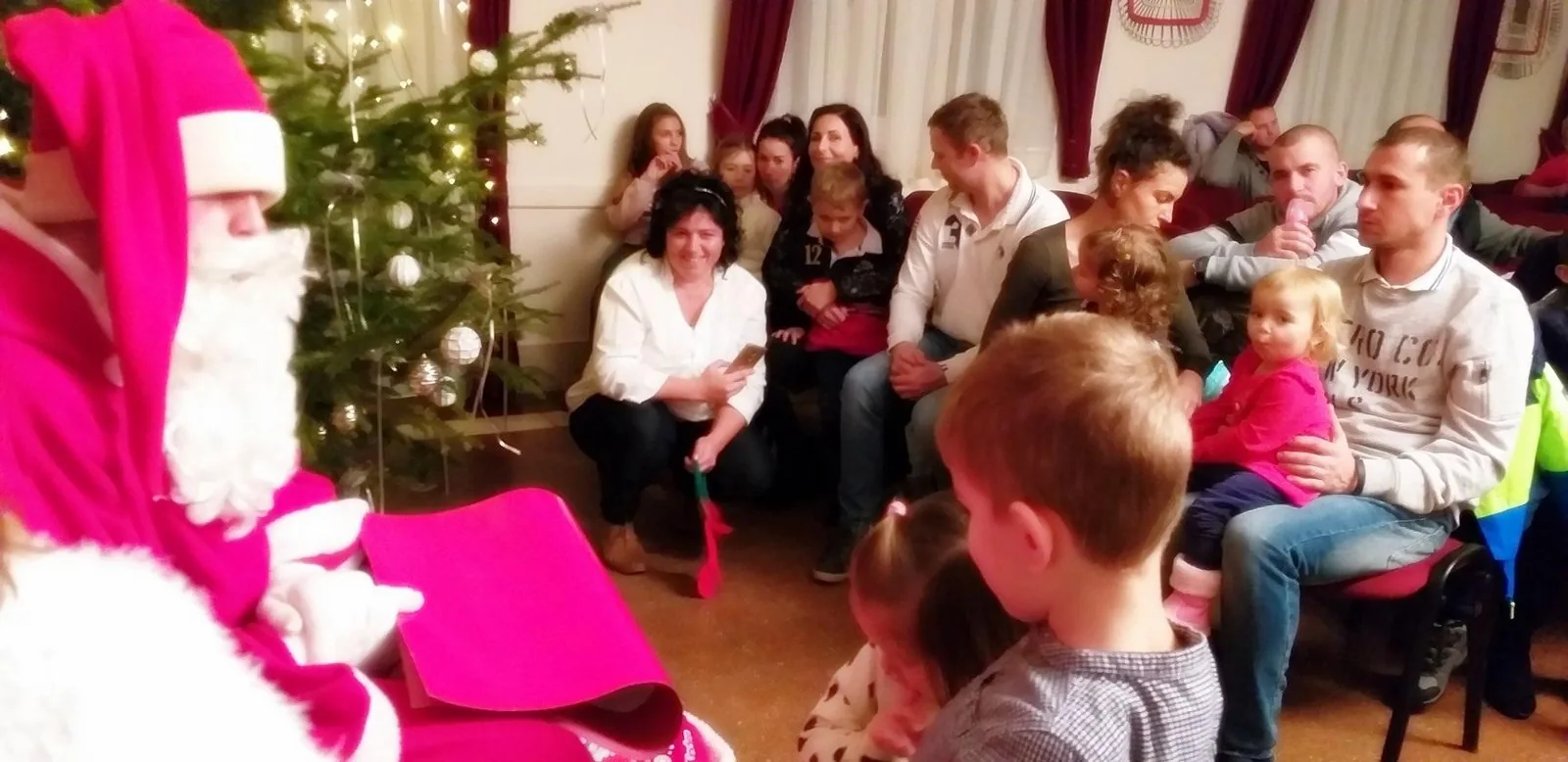 Mikulásváró Ünnepély képek