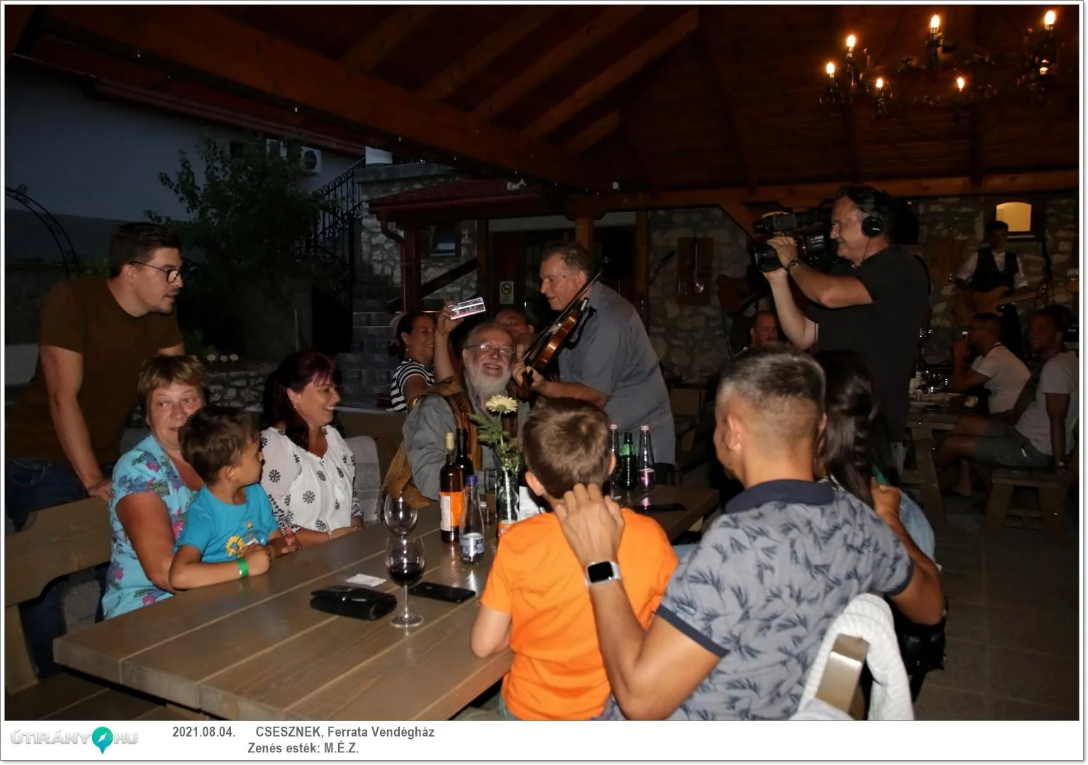 M.É.Z. zenekar és Sápi borkostoló estje