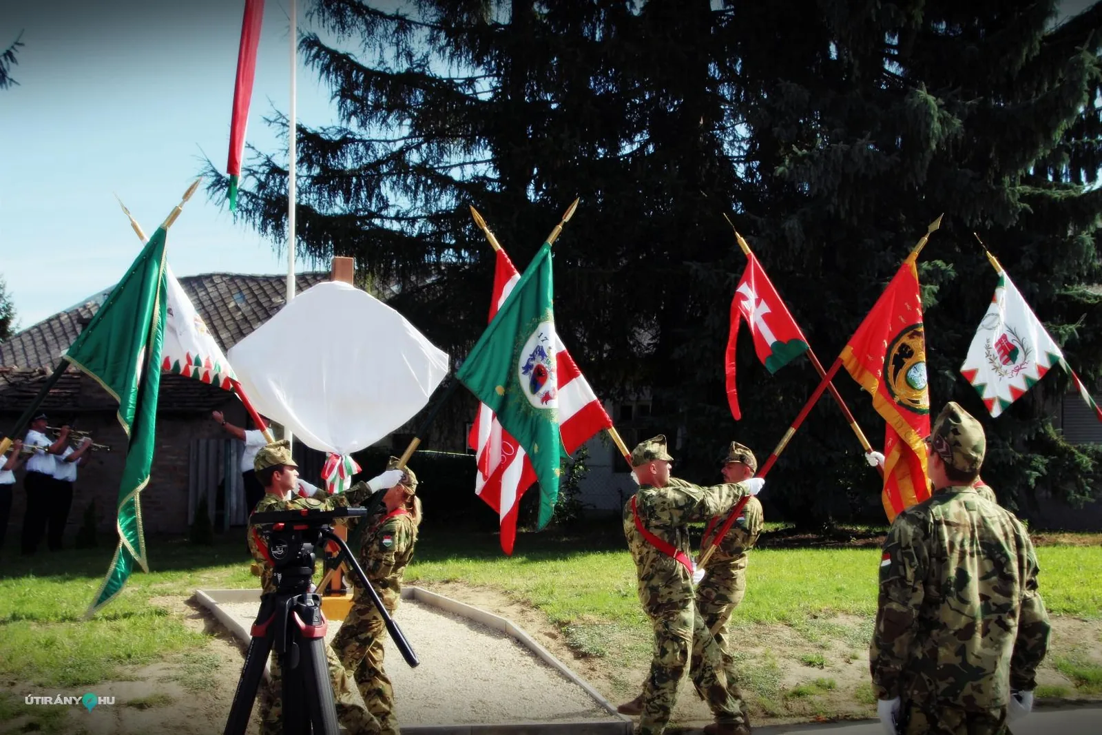 I és II Világháborús Emlékmű átadás. Fotók: Útirány.hu