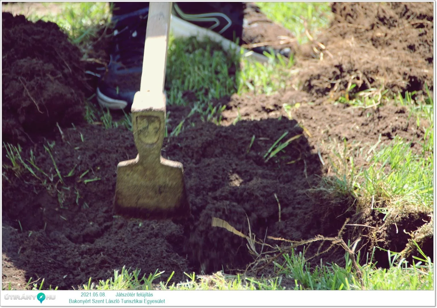 Játszótér felújítás 2021 / Fotók: Útirány.hu