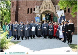 Díjkiosztó, szentelés, avatás, felvonulás